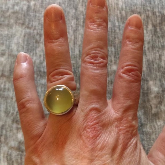 Silver and light green cabochon ring about 6.5 - Picture 2 of 5